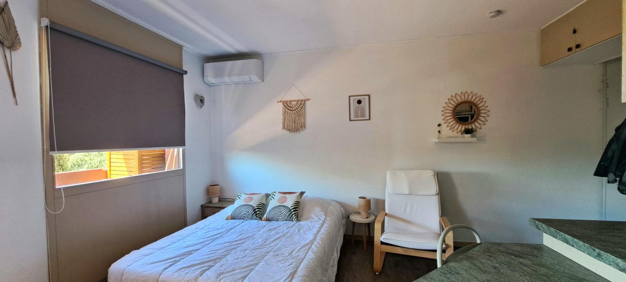 Studio Meuble Cures Thermales Avec Vue Gréoux-les-Bains Exteriör bild